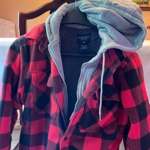 Architect Jean Co. Red and black plaid jacket hooded with warm fleece lining M
